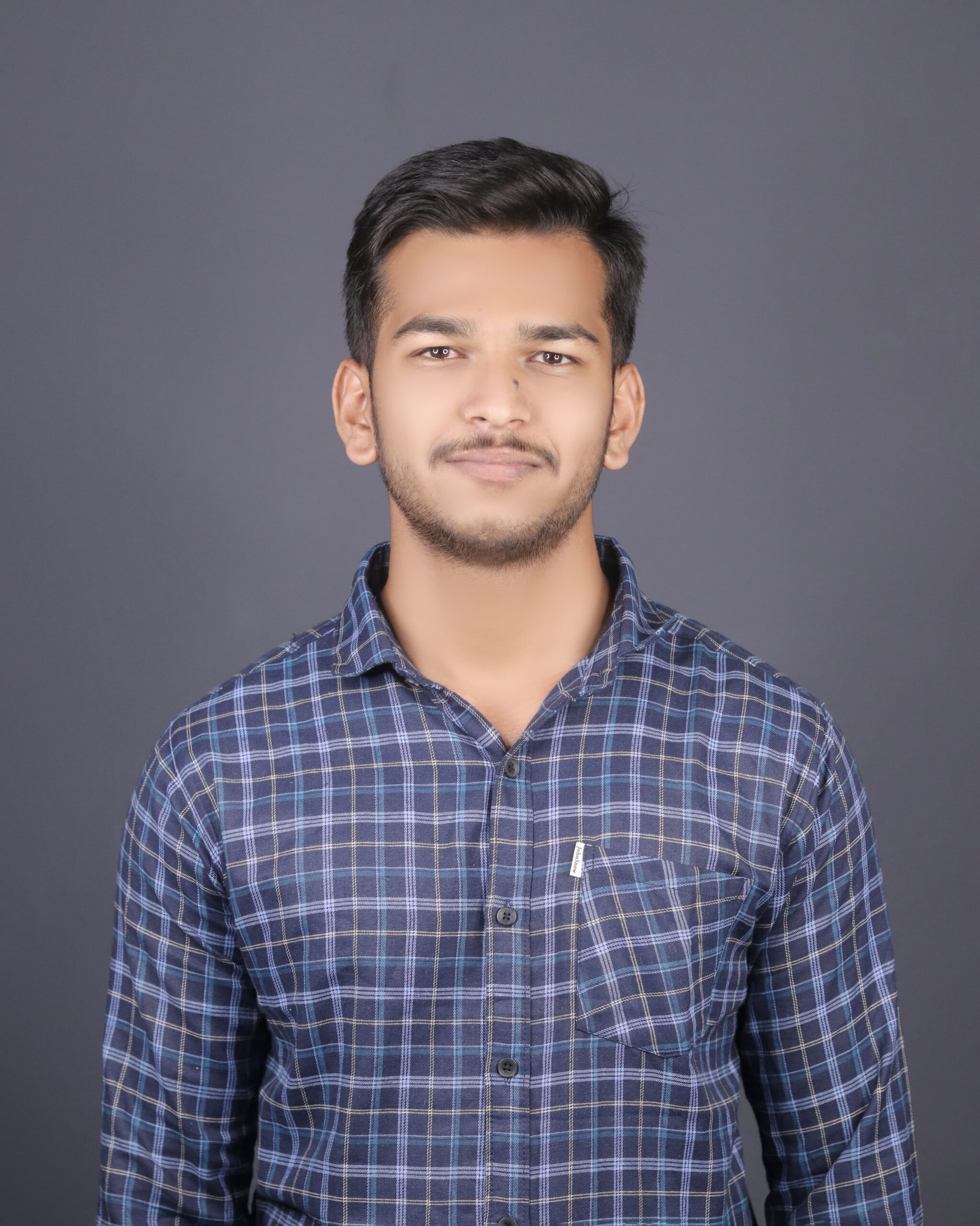 Mohit Pawar Veterinary Technician